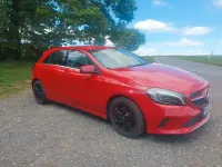 Gebraucht Mercedes A160 101 PS (74 kW) 2017 Rot Limousine