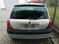 Gebraucht Renault Clio II 75 PS (55 kW) 2004 Silber Kleinwagen