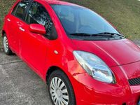 Gebraucht Toyota Yaris 69 PS (50 kW) 2010 Limousine