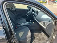 Gebraucht Audi Q2 Basis 150 PS (110 kW) 2022 Schwarz SUV