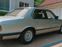 Second-hand BMW 728 184 CP (135 kW) 1983 Bej Berlinǎ