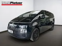 Gebraucht Hyundai Staria Prime 177 PS (130 kW) 2023 Dunkelblau Van / Kleinbus