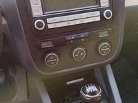 Gebraucht VW Jetta Comfortline 140 PS (102 kW) 2008 Gold Limousine