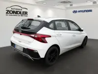 Gebraucht Hyundai i20 Select 101 PS (74 kW) 2025 Sol (weiss Kleinwagen