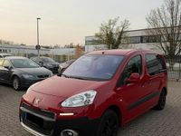 Gebraucht Peugeot TePee 92 PS (67 kW) 2014 Van / Kleinbus