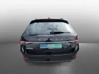 Gebraucht Skoda Superb Style 200 PS (147 kW) 2023 Blackmagic perleffekt Kombi
