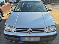 Gebraucht VW Golf IV 105 PS (77 kW) 2002 Silber Kleinwagen