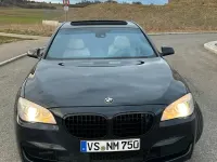 Gebraucht BMW 750 408 PS (300 kW) 2011 Blau Limousine