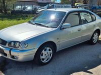 Usado Toyota Corolla 97 HP (71 kW) 2001 Prateado Sedan