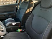 Second-hand Renault Captur 90 CP (66 kW) 2018 Albastru SUV