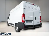 Gebraucht Opel Movano 140 PS (102 kW) 2024 Weiss Van
