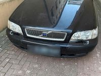 Gebraucht Volvo V40 122 PS (89 kW) 2003 Schwarz Kombi