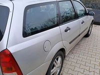 Usata Ford Focus 109 CV (80 kW) 2000 Argento Berlina