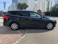 Gebraucht Ford Focus Titanium 125 PS (91 kW) 2016 Schwarz Limousine