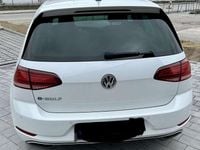 Gebraucht VW e-Golf 100 kW (136 PS) 2020 Weiß Kleinwagen