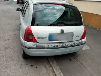 Gebraucht Renault Clio 75 PS (55 kW) 2000 Silber Kleinwagen
