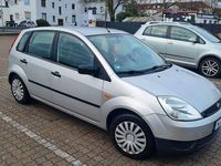 Gebraucht Ford Fiesta 60 PS (44 kW) 2004 Silber Kleinwagen