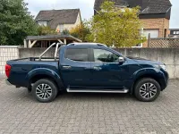Gebraucht Nissan Navara Tekna 190 PS (139 kW) 2016 Blau Pickup