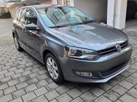 Gebraucht VW Polo 90 PS (66 kW) 2013 Grau Kleinwagen
