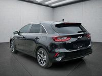 Gebraucht Kia Ceed 140 PS (102 kW) 2025 Schwarz Kleinwagen