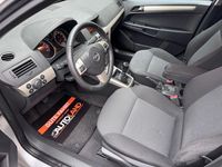 Gebraucht Opel Astra 105 PS (77 kW) 2007 Silber Kombi