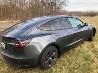 Usado Tesla Model 3 Standard Range Plus 225 kW (306 CV) 2021 Gris Berlina