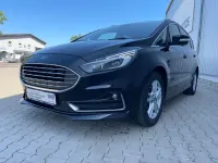 Gebraucht Ford S-MAX Titanium 150 PS (110 kW) 2020 Schwarz Van / Kleinbus