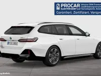 Gebraucht BMW i5 M Sport 250 kW (340 PS) 2025 Weiß Kombi