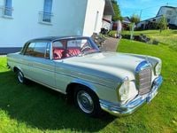 Gebraucht Mercedes W111 120 PS (88 kW) 1963 Beige Coupé