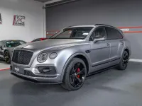 Gebraucht Bentley Bentayga 549 PS (403 kW) 2019 Sonderlackierung light grey satin SUV