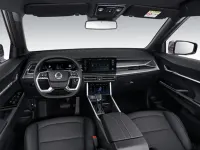 Neu KGM Torres 150 PS (110 kW) 2026 Latte greige metallic SUV