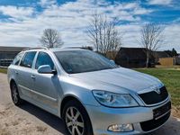 Gebraucht Skoda Octavia 105 PS (77 kW) 2012 Silber Kleinwagen