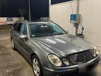Gebraucht Mercedes E280 200 PS (147 kW) 2005 Grau Kombi