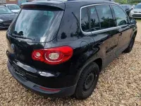 Second-hand VW Tiguan Team 136 CP (100 kW) 2011 Negru SUV