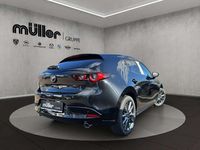 Neu Mazda 3 Exclusive 140 PS (102 kW) 2026 Jet black Limousine