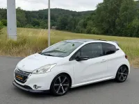 Gebraucht Peugeot 208 120 PS (88 kW) 2013 Weiß Kleinwagen
