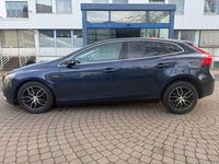 Gebraucht Volvo V40 114 PS (83 kW) 2015 Blau Kombi