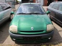 Gebraucht Renault Clio 90 PS (66 kW) 1999 Grün Kleinwagen
