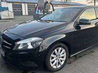 Gebraucht Mercedes 200 212 PS (155 kW) 2013 Schwarz Limousine