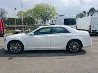 Second-hand Chrysler 300C 363 CP (266 kW) 2013 Alb Berlinǎ