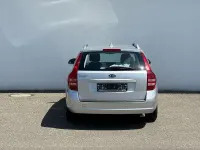 Usado Kia Ceed 126 CV (92 kW) 2008 Plateado Utilitario