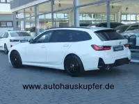 Gebraucht BMW 320 Performance 184 PS (135 kW) 2024 Weiß Limousine
