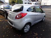 Gebraucht Ford Ka Titanium 69 PS (50 kW) 2014 Silber Kleinwagen