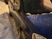 Usata Opel Combo 90 CV (66 kW) 2006 Blu Monovolume