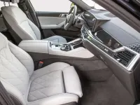 Gebraucht BMW X6 M Sport 298 PS (219 kW) 2025 Black sapphire SUV