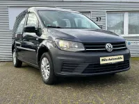 Gebraucht VW Caddy Trendline 102 PS (75 kW) 2018 Starlight blue metallic Van / Kleinbus