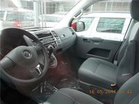 Gebraucht VW T5 Edition 140 PS (102 kW) 2015 Rot Van