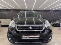 Gebraucht Peugeot Partner Allure 99 PS (72 kW) 2016 Noir onyx Van / Kleinbus