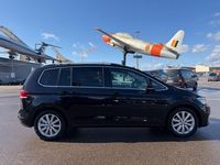 Gebraucht VW Touran Highline 190 PS (139 kW) 2017 Schwarz Van / Kleinbus