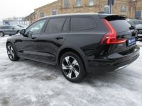 Gebraucht Volvo V60 CC Plus 197 PS (144 kW) 2024 Schwarz Kombi